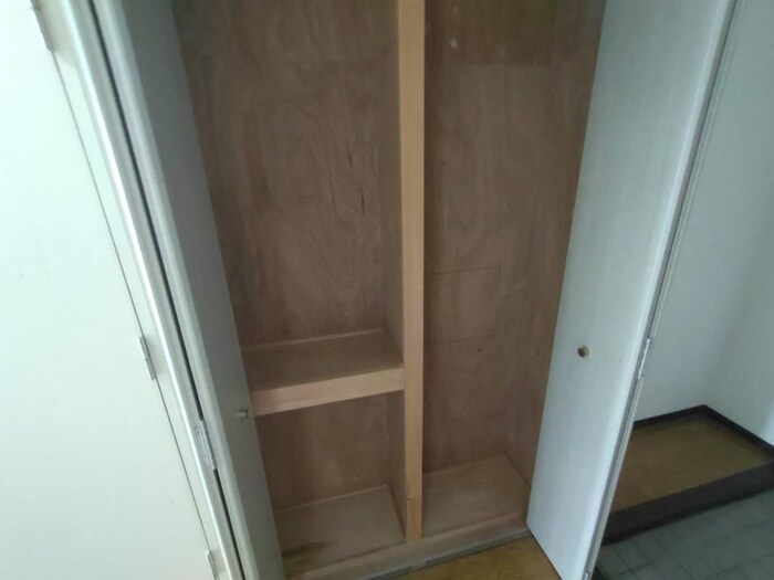 物件内観写真18　(靴箱)