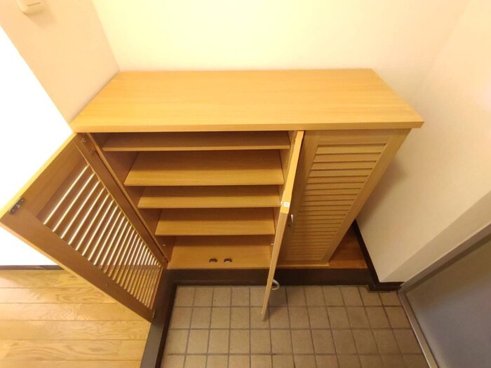 物件内観写真18　(靴箱)