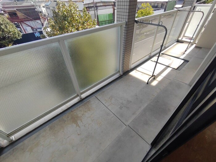 物件内観写真21　(ベランダ・バルコニー)