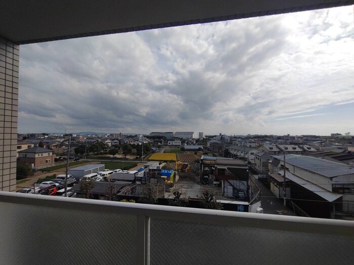 物件内観写真22　(室内からの展望)