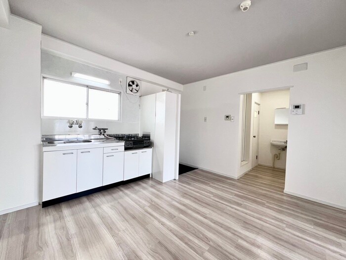 物件内観写真8　(居室)