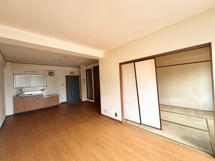 物件内観写真8　(居室)