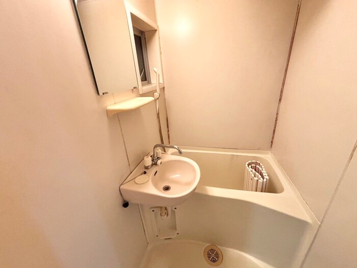 物件内観写真11　(洗面)