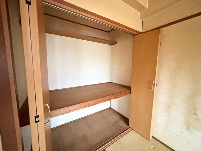 物件内観写真13　(収納)