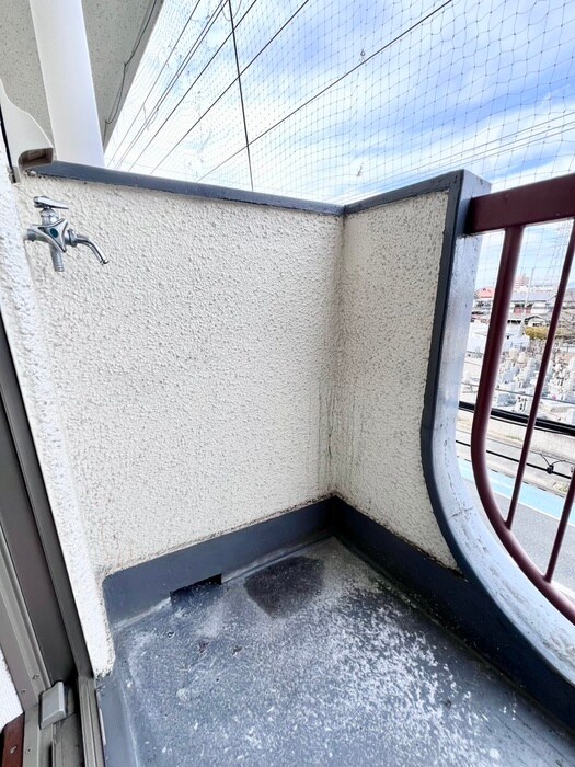 物件内観写真15　(洗濯機置場)