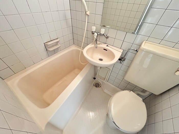 物件内観写真12　(バス／シャワールーム等)