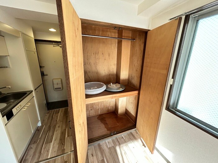 物件内観写真18　(収納)