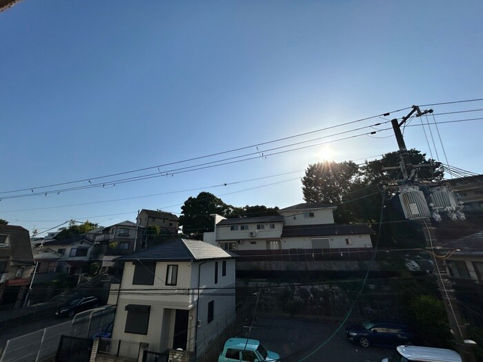 物件内観写真19　(室内からの展望)