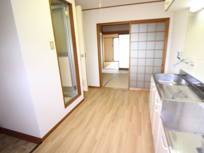 物件内観写真7　(居室)