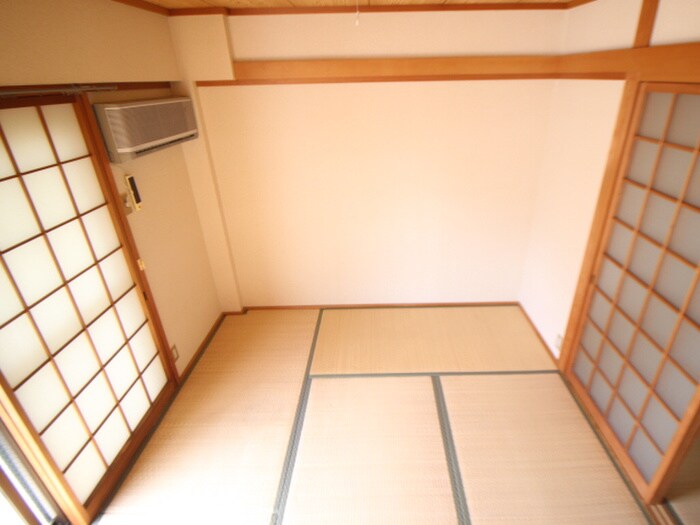 物件内観写真12　(居室)