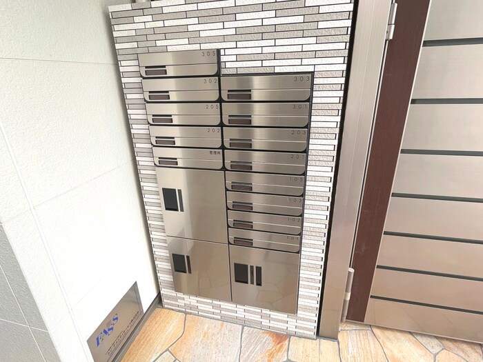 物件外観写真4　(建物設備)