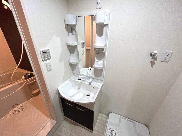 物件内観写真12　(洗面)