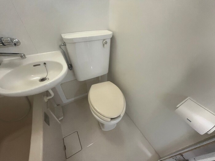 物件内観写真12　(トイレ)