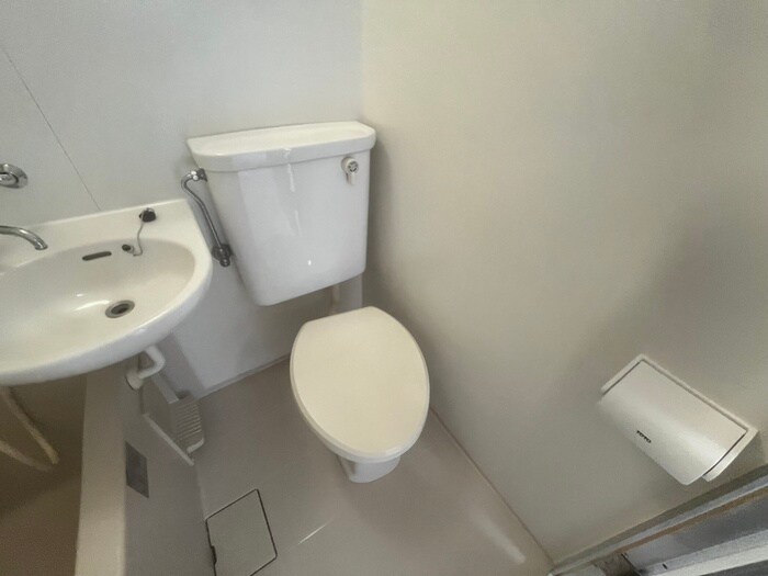 物件内観写真12　(トイレ)