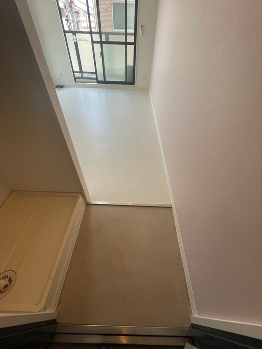 物件内観写真17　(玄関)