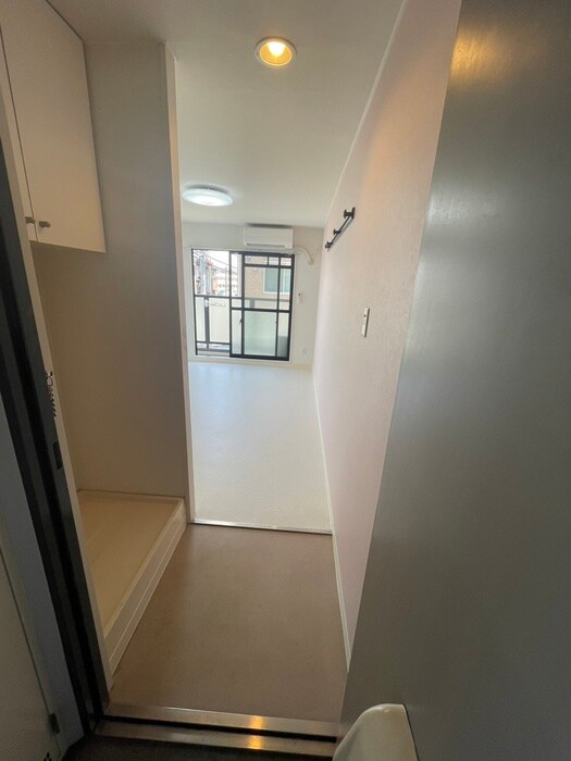 物件内観写真18　(廊下)