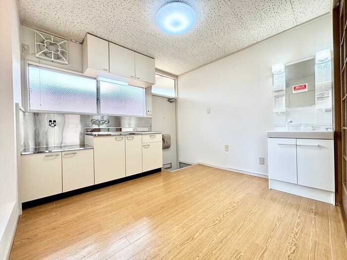 物件内観写真16　(キッチン)