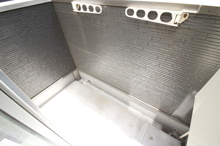 物件内観写真16　(ベランダ・バルコニー)