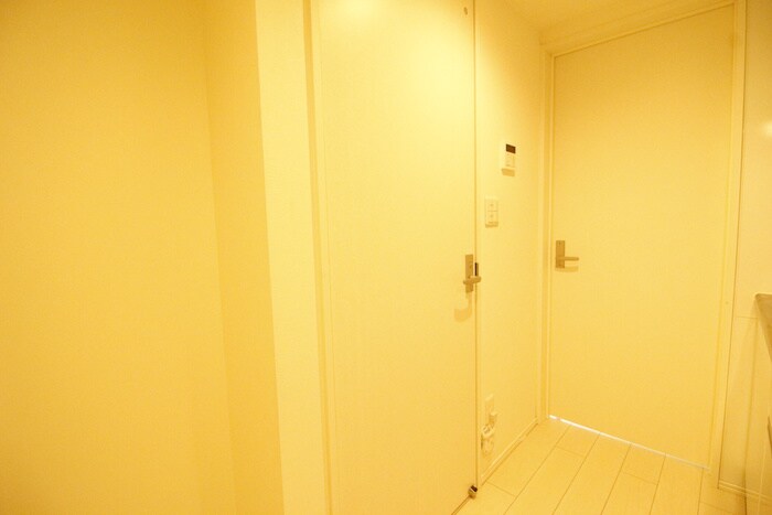 物件内観写真20　(廊下)