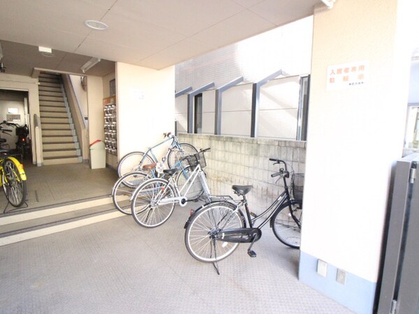 駐輪場
