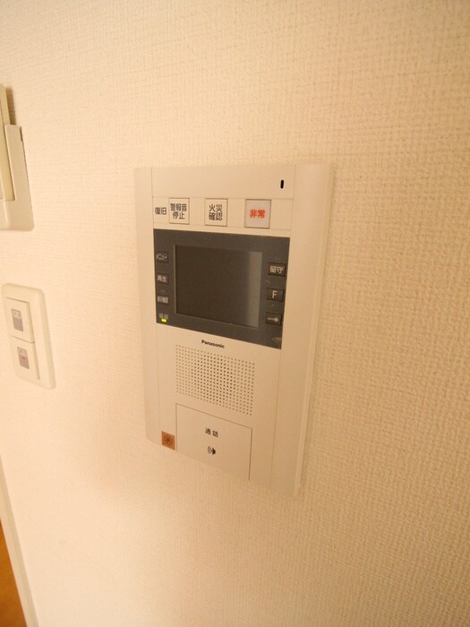 物件内観写真18　(室内からの展望)