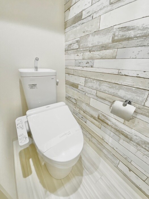 物件内観写真13　(トイレ)