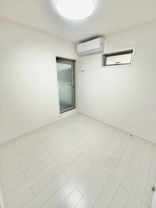 物件内観写真18　(居室)