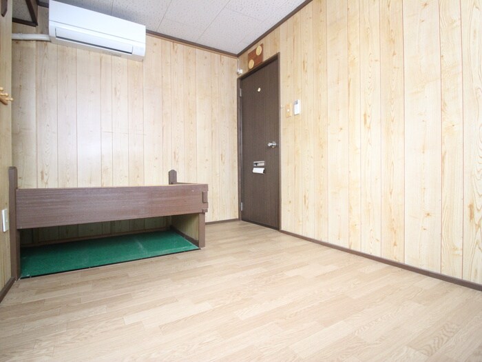 物件内観写真8　(居室)