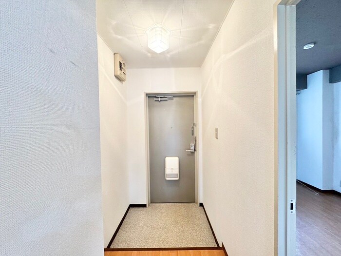 物件内観写真20　(玄関)