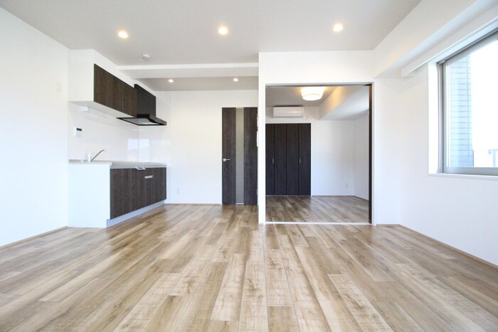 物件内観写真9　(居室)