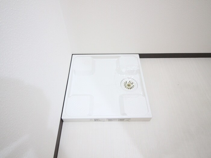 物件内観写真11　(洗濯機置場)