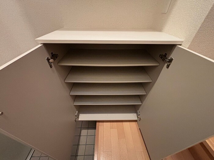 物件内観写真11　(靴箱)