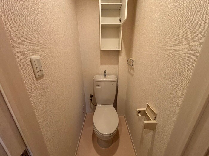 物件内観写真16　(トイレ)