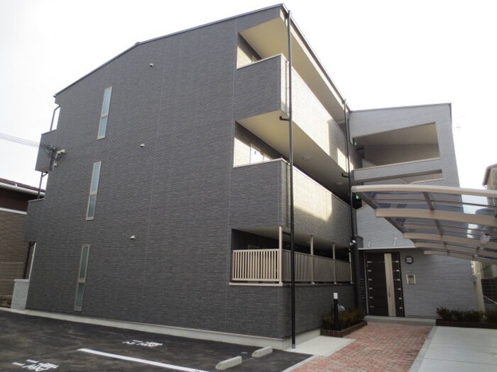 物件外観写真1　(外観写真)