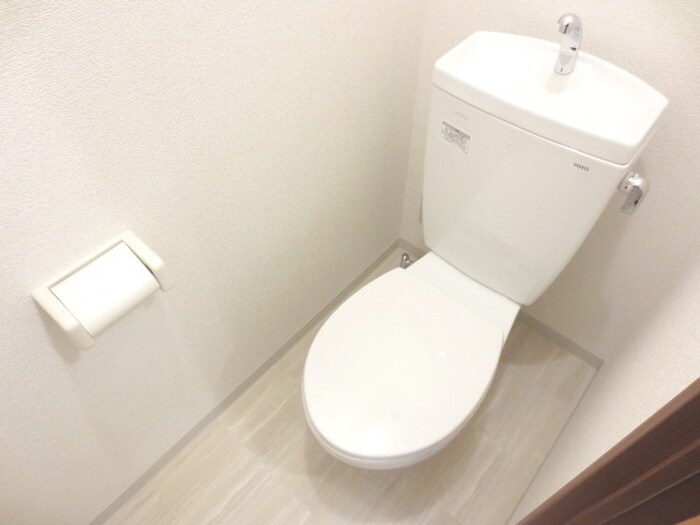 物件内観写真6　(トイレ)