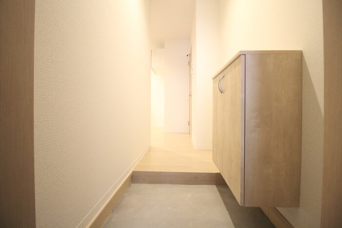 物件内観写真18　(廊下)