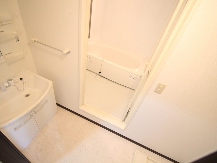 物件内観写真17　(洗面)