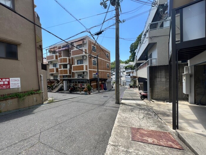 物件外観写真6　(周辺環境)