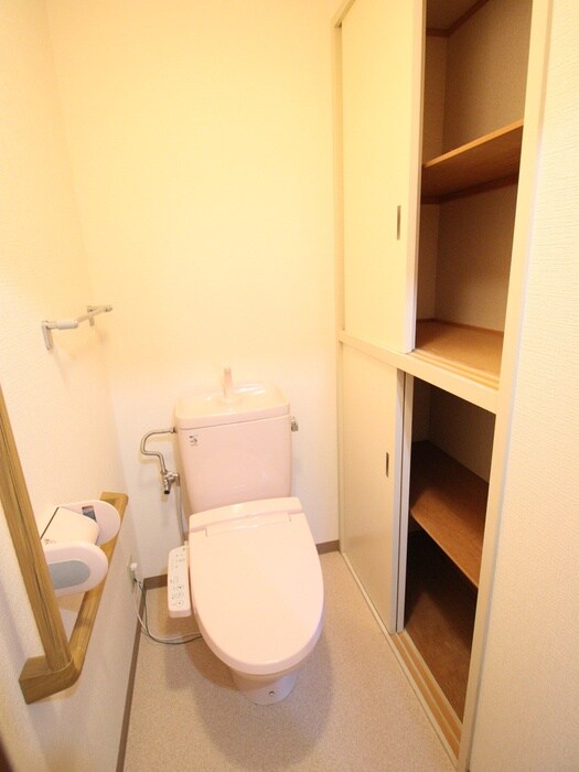 物件内観写真9　(トイレ)