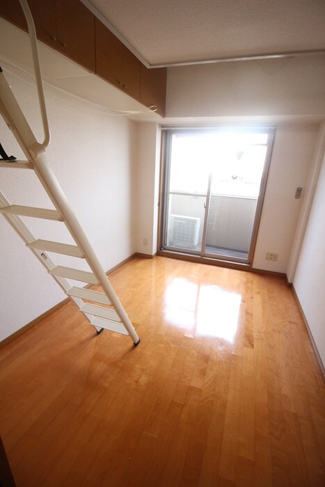 物件内観写真12　(居室)