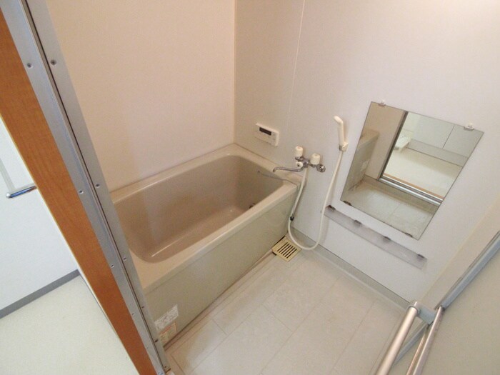 物件内観写真9　(バス／シャワールーム等)