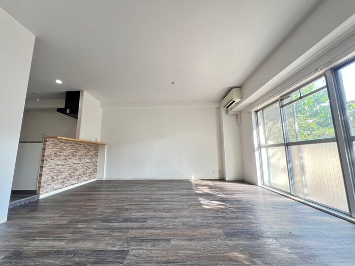 物件内観写真11　(居室)