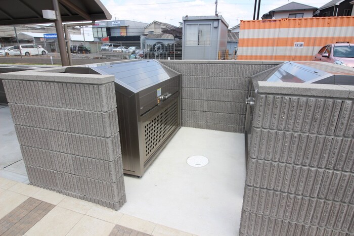 物件外観写真6　(建物設備)