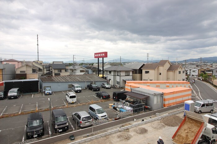 物件内観写真20　(室内からの展望)