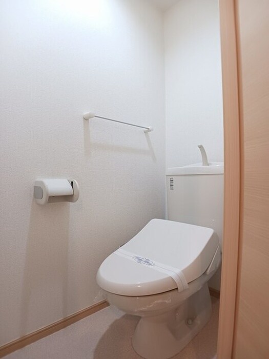 物件内観写真11　(トイレ)