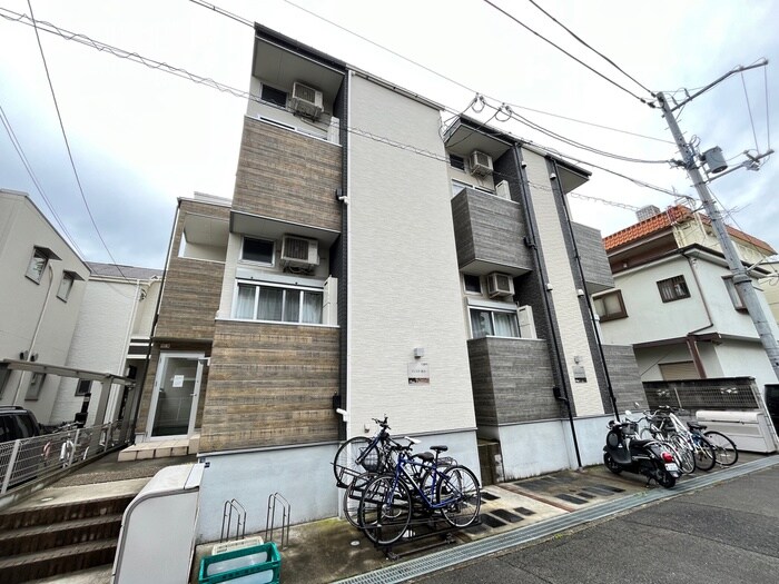 物件外観写真6　(外観写真)