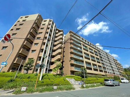 ｴｰﾙｸﾞﾗﾝ千里丘ｵｰﾌﾟﾝﾋﾙｽﾞB棟(405)外観写真