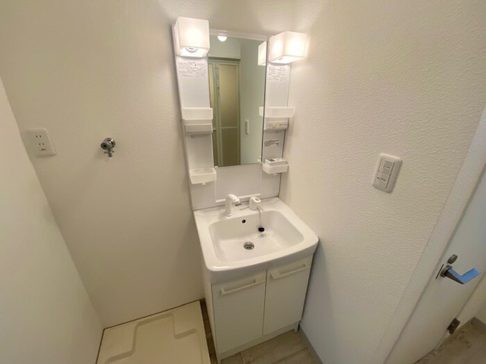 物件内観写真5　(洗面)