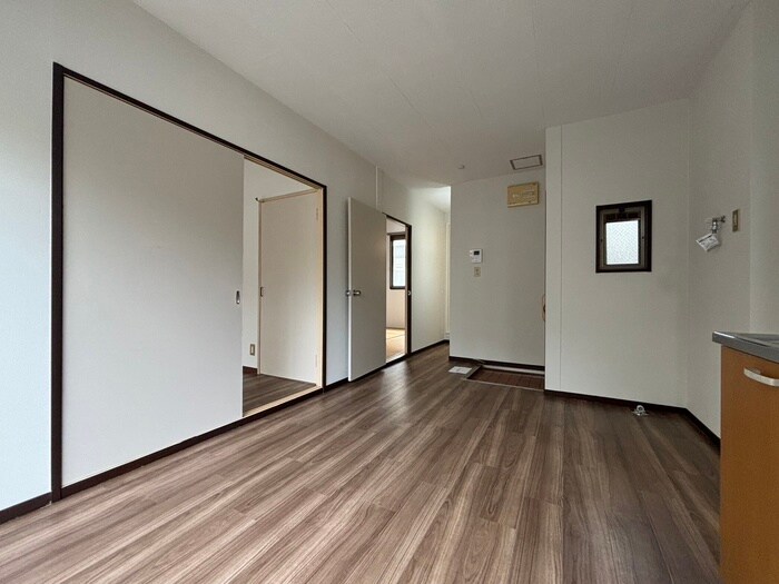 物件内観写真12　(居室)