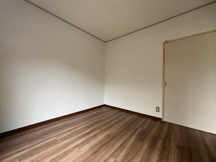 物件内観写真14　(居室)